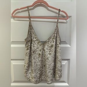 EUC Full Tilt Tank Sz L
